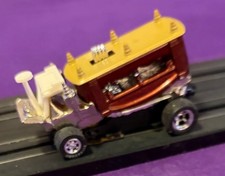 Boot Hills Express ho slotcar jag ST7 chassis metal never ran