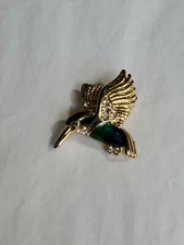 Hummingbird Lapel Pin Or Pendant  Nice Enamel & Faux Jewels
