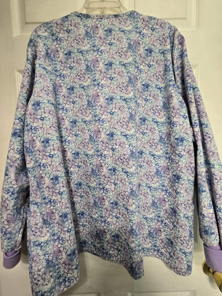 Crest Scrub Jacket Size XL-Blue/Purple Floral Snap-Up-Chest 27.5"/L 29.5" - Image 2 of 4