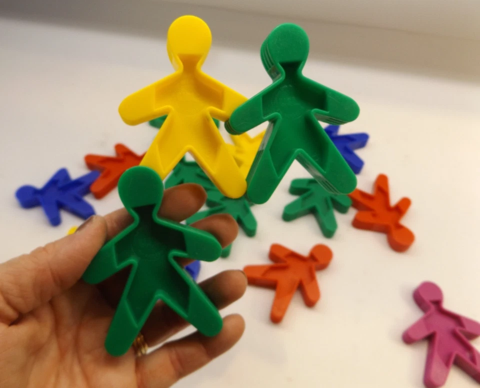 USL Plastic People Learning Toy Lot of 17 Bright Colors - One World Builders - Image 3 of 3