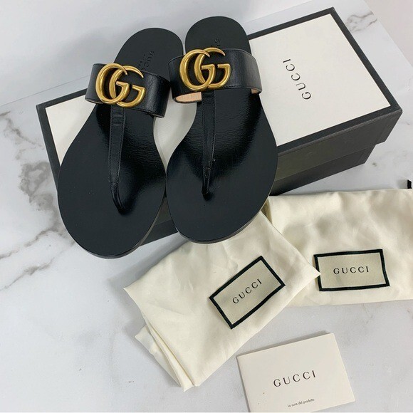 サンダル・ミュール gucci LOGO EMBROIDERY SANDALS GUCCI LOGO APPLIQUE CROSSOVER CALFSKIN LEATHER SLINGBACK
