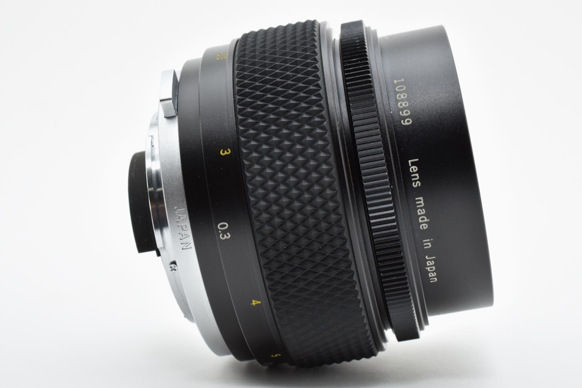 Olympus OM System Zuiko Auto Macro 50mm F2 Lens Late model JAPAN