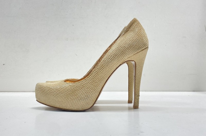 BCBGGeneration Women's Heels BGPARADE 7B137 Beige Leather Pump Size 7