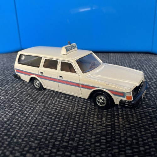 Rare Dinky Volvo 265 DL Estate Police No 243 Die Cast made in England - Picture 2 of 9