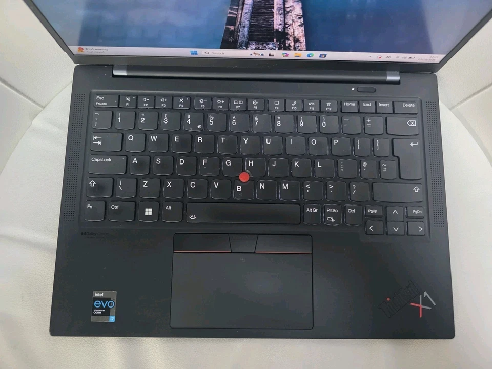 Lenovo ThinkPad X1 Carbon G9 · i7-1165G7 · 32GB · 256GB, photo 4 of 5