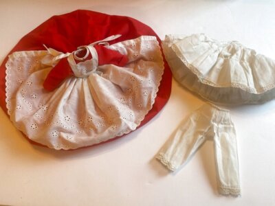 Madame Alexander Little Women JO Red White Apron Dress Set Louisa M Alcott Doll