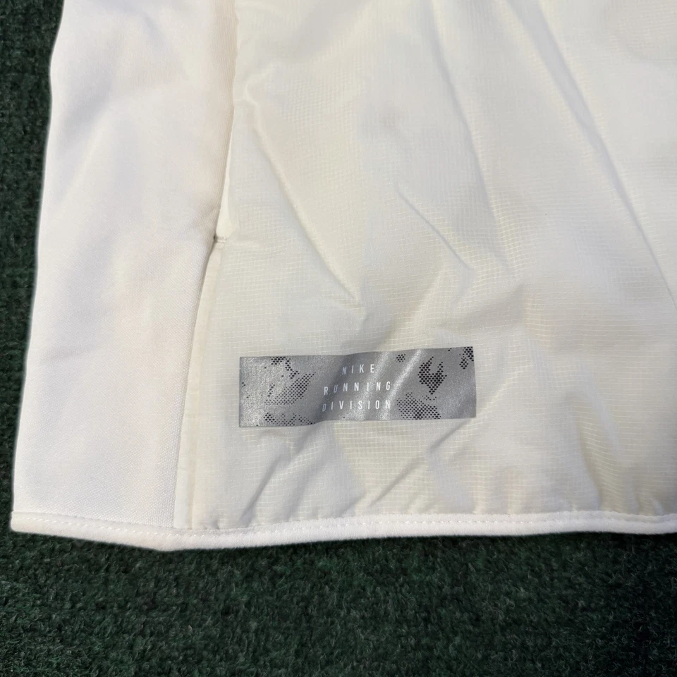 Nike Running Division AeroLayer Therma-FIT ADV Chaleco para Correr Para Hombre Talla Grande Foto 2 de 4