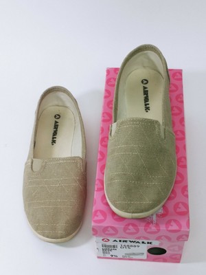 airwalk flat shoes
