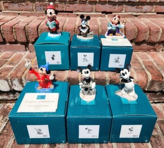 WDCC Mickey & Minnie Mouse Lot of 6 Figures Excellent Condition with Boxes!!!