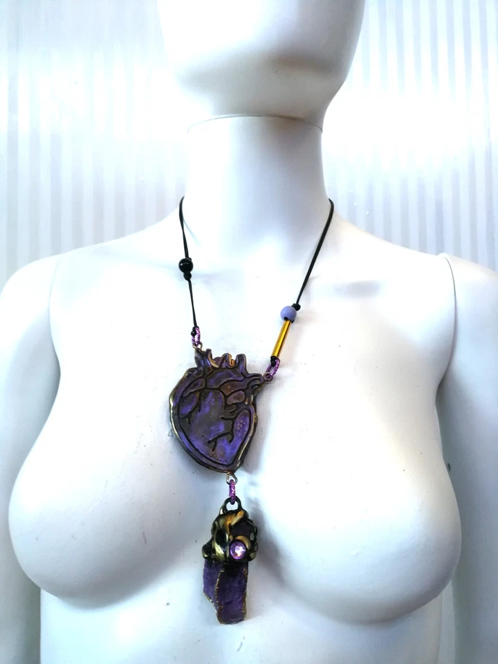 Collar Mujer Joyería de Lujo Anatómico Corazón Colgante Dije Piedra Cruda Babero Sin Cortar Foto 2 de 4