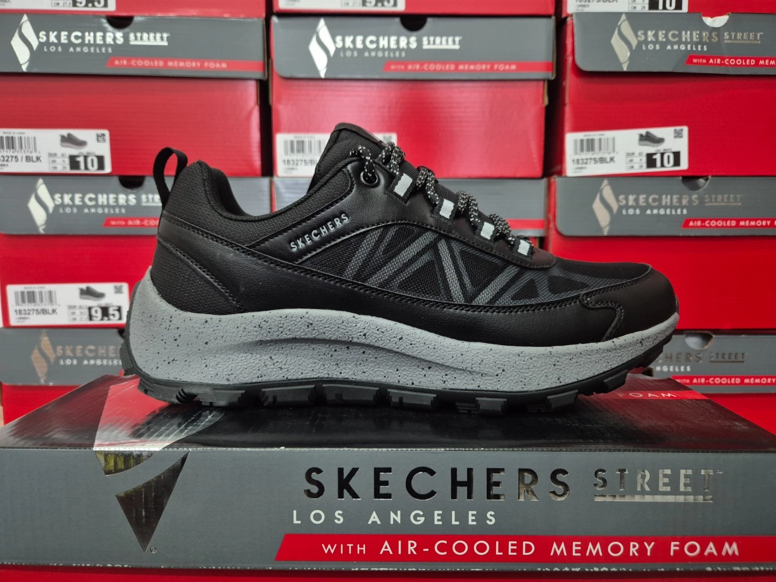 SKECHERS MENS SHOES BLACK MEMORY FOAM WALKING URBEX TRAIL GRIP TRAINERS UK 8.5 9