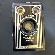 EASTMAN KODAK BROWNIE BOX CAMERA TARGET SIX- 16 VINTAGE ANTIQUE 1946-1951 UNTEST