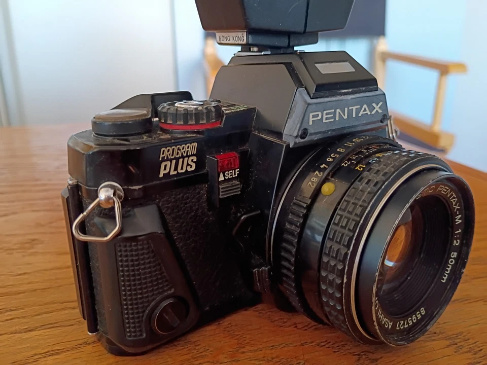 Pentax Program Plus SLR 35mm Film Camera with Flash Parts or Repair - Image 3 of 4