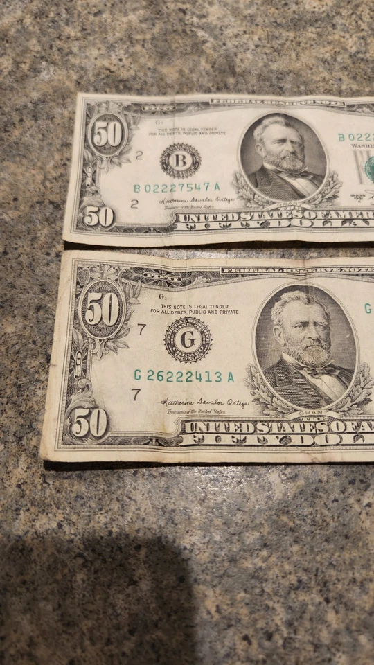 1981 And 1985 $50 Dollar Bills Triple number 222 - Image 4 of 4