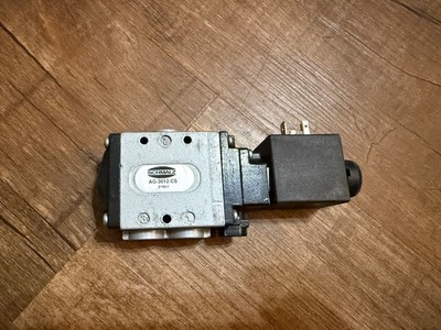 Schmalz EMVP 10 24V-DC 3/2 / AG-3012-CS / Very Good Condition