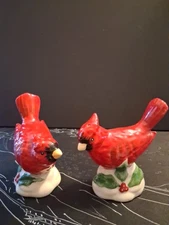 Red Cardinal Bird Salt & Pepper Shakers On Snow With Holly Christmas Or Winter