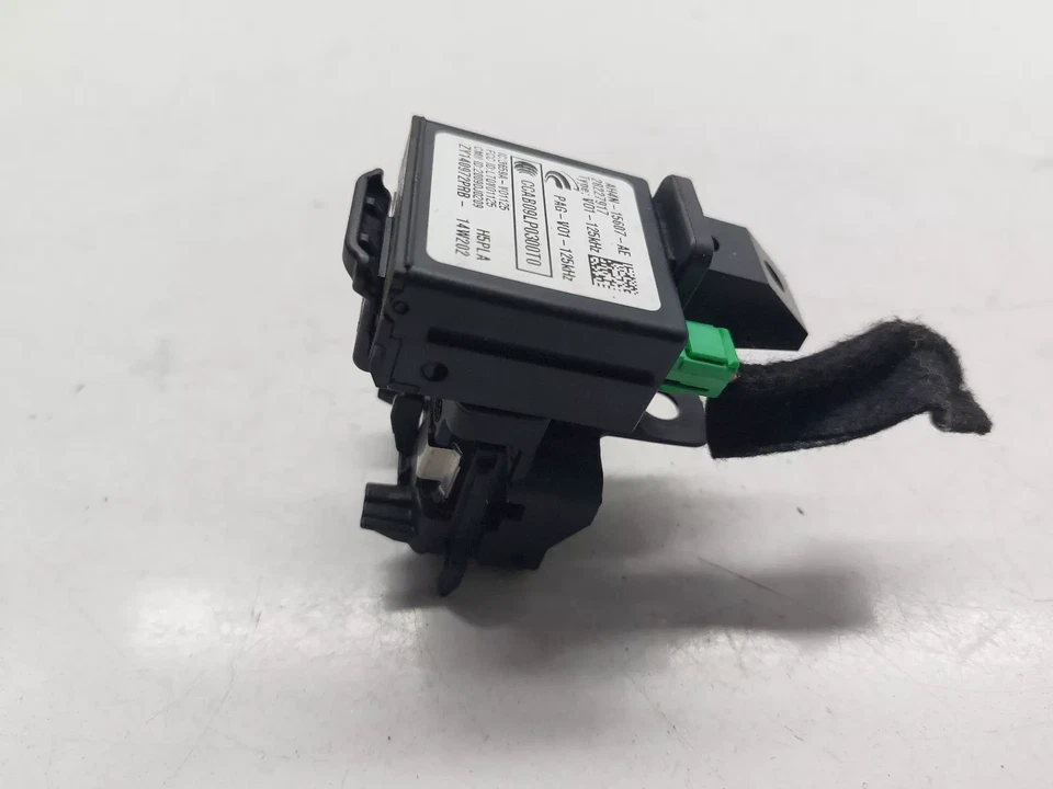 LECTOR DE LLAVES DE BARRIL DE BLOQUEO DE ENCENDIDO VOLVO V40 2014 28227917 Foto 4 de 4