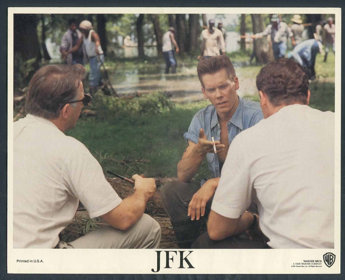 KEVIN BACON SMOKING KEVIN COSTNER JFK '91