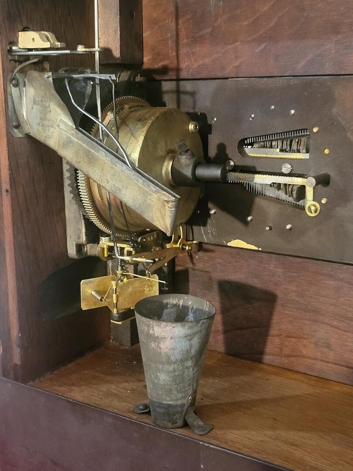 REGINA MUSIC BOX COIN OPERATED AL MEEKINS eBay