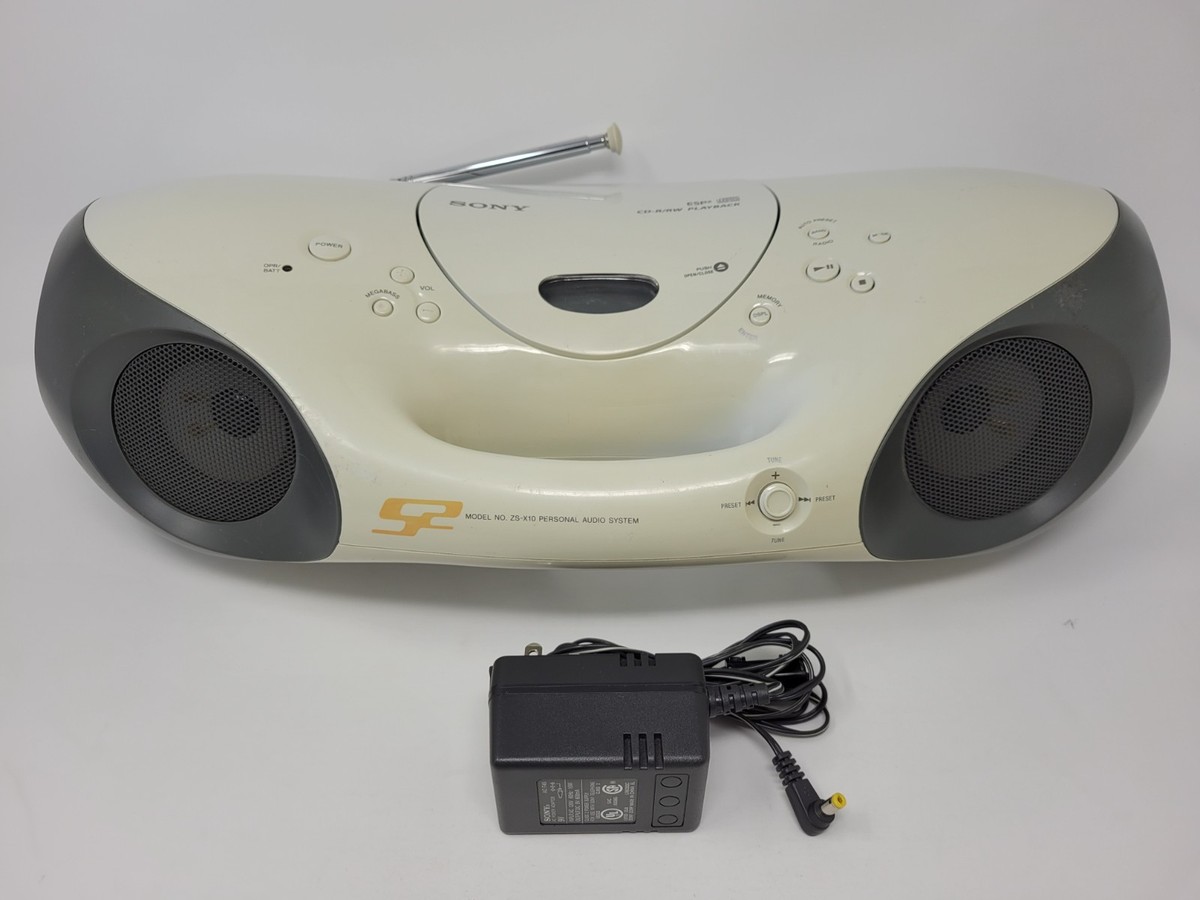 Sony S2 Sports Personal Audio System CD Player FM/AM Radio Stereo