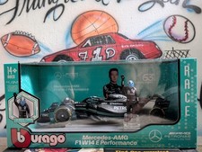 Burago 1:24 Mercede-AMG F1W14 E Performance w/George Russell 2in. Figurine