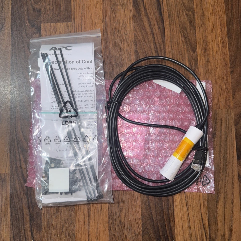 APC AP9335TH Temperature and Humidity Sensor Probe Brand New - Image 2 of 2