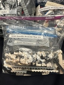 LEGO 10195 Star Wars Republic Dropship with AT-OT Walker Used 100% Complete