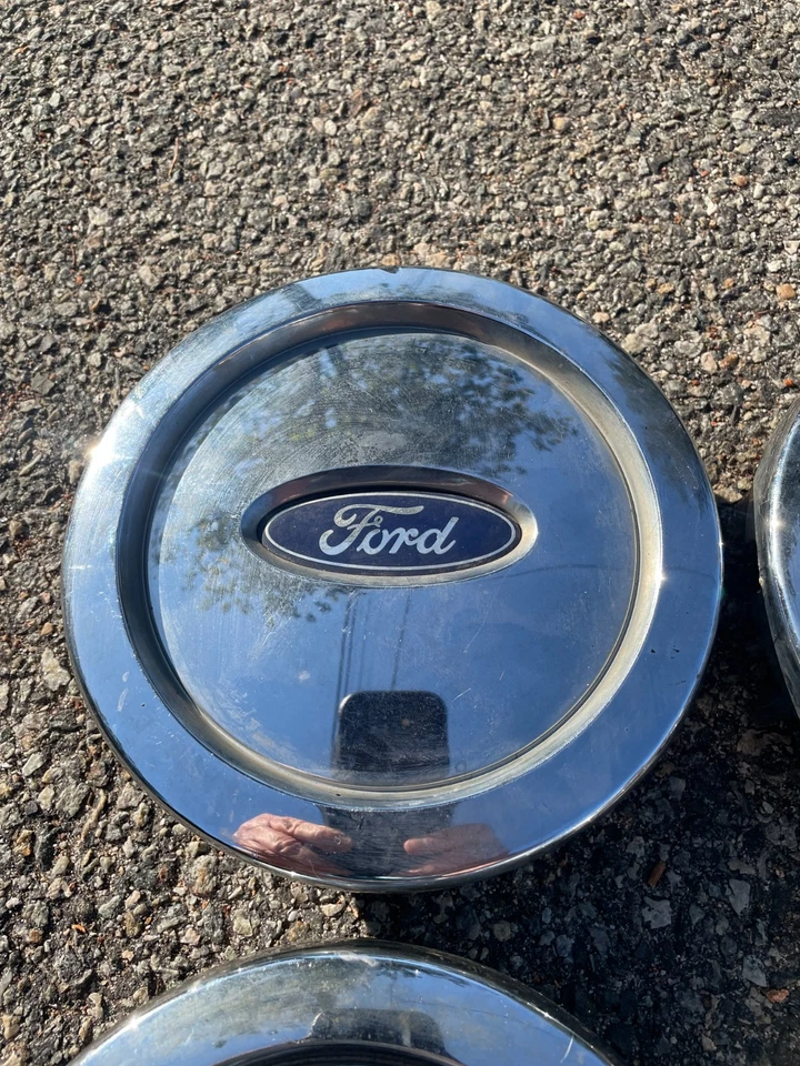 Tapacubos originales Ford F150 Expedition 2000 a 2003 4L14-1A096-DB Foto 3 de 4