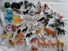 60 Wildtiere Haustiere Tiere Pferde Elefanten Zebras Giraffen Figuren konvolut