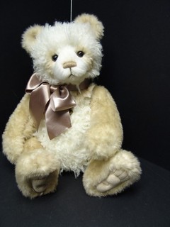 TESSA Charlie Bears Isabelle Lee Plush Collection CB232304A Bär Teddy