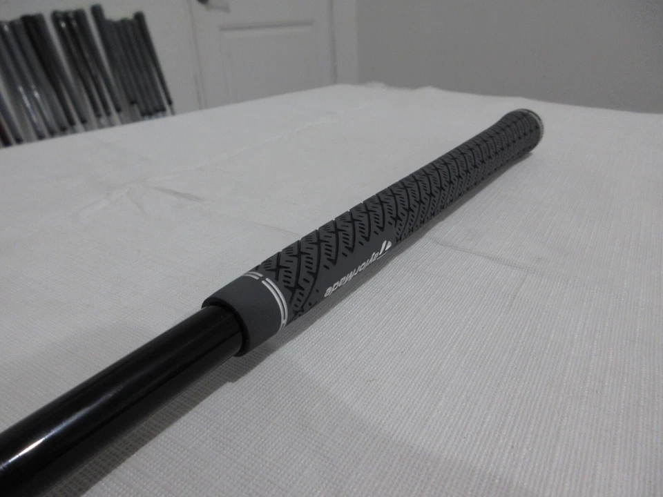 TaylorMade P790 23 9-iron - 40* - MMT 65 Regular Graphite - NEW - Image 3 of 4