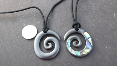 New Zealand Abalone Paua Maori Spiral Koru Pendant On 18