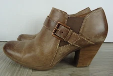 Sofft 6.5 Brown Heeled Ankle Boots 1418940 Strap Buckle 2.5 in Heel Classic