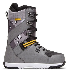 snowboard boots 12