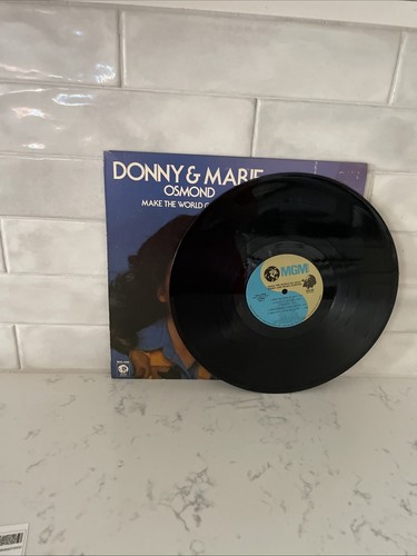 Donny & Marie Osmond: Make The World Go Away 12" 33 RPM LP - Foto 3 di 4