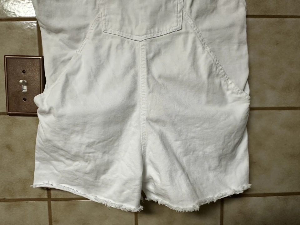 Pantalones Cortos Zara Mujer Denim Estrés Blanco Envejecido, Talla Lg Foto 3 de 4