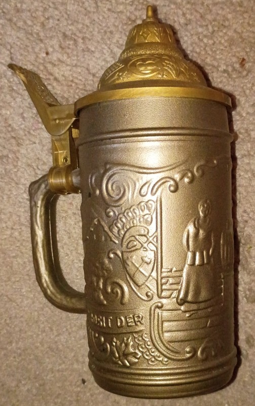 Vintage   Beer Stein Plastic Hinged Lid Ein Prosit der Gemutlichkeit 7.5" Tall 
