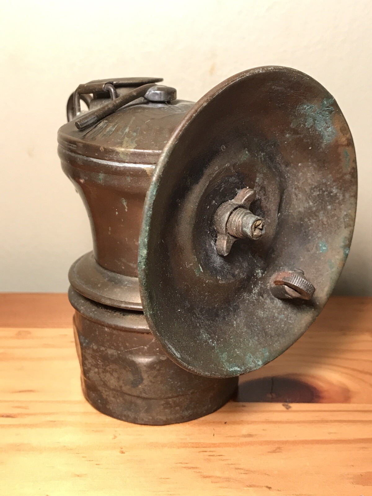 Antique AutoLite Universal Lamp Co Coal Miners Carbide Lamp Reflector