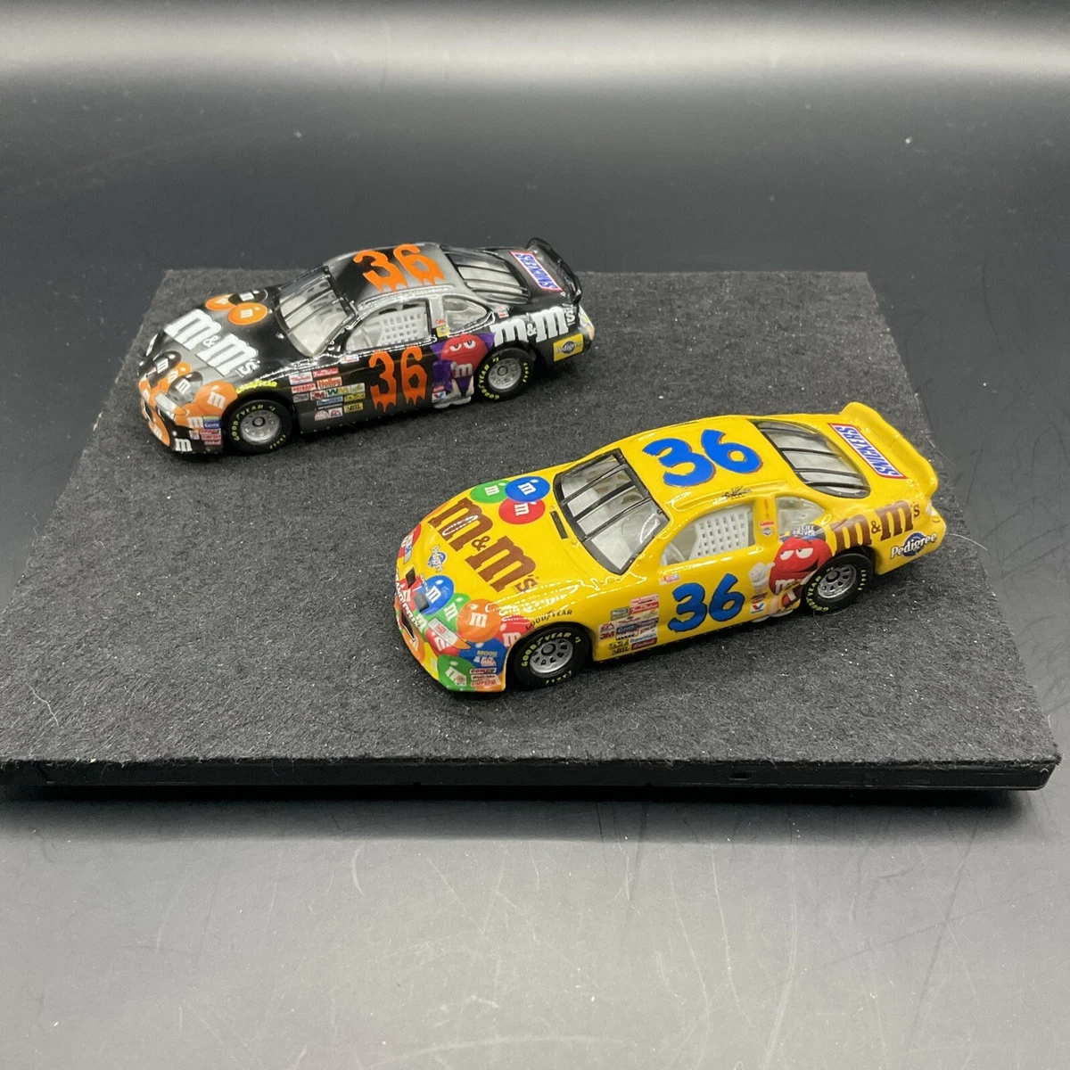 Ken Schrader 36 M&Ms Halloween 1996 1/64 NASCAR Hot Wheels Diecast