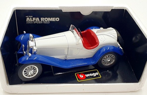 Burago 1/18 Scale Diecast 3008 Alfa Romeo 2300 Spider 1932 White Blue - Picture 4 of 5