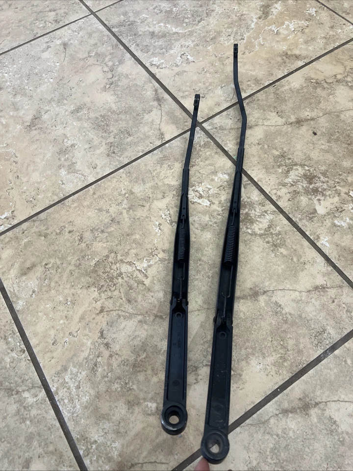 Brazos limpiaparabrisas Ford Transit Connect 2010-2013 conductor y pasajero LH RH OEM Foto 3 de 4