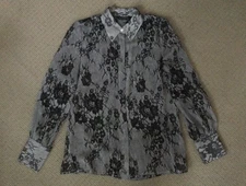 CLUB MONACO black white lace design 100% silk button down blouse Women’s XS/S