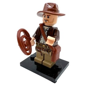 LEGO&reg; Indiana Jones Minifigure with Whip & Bag - Set 7624 - NEW