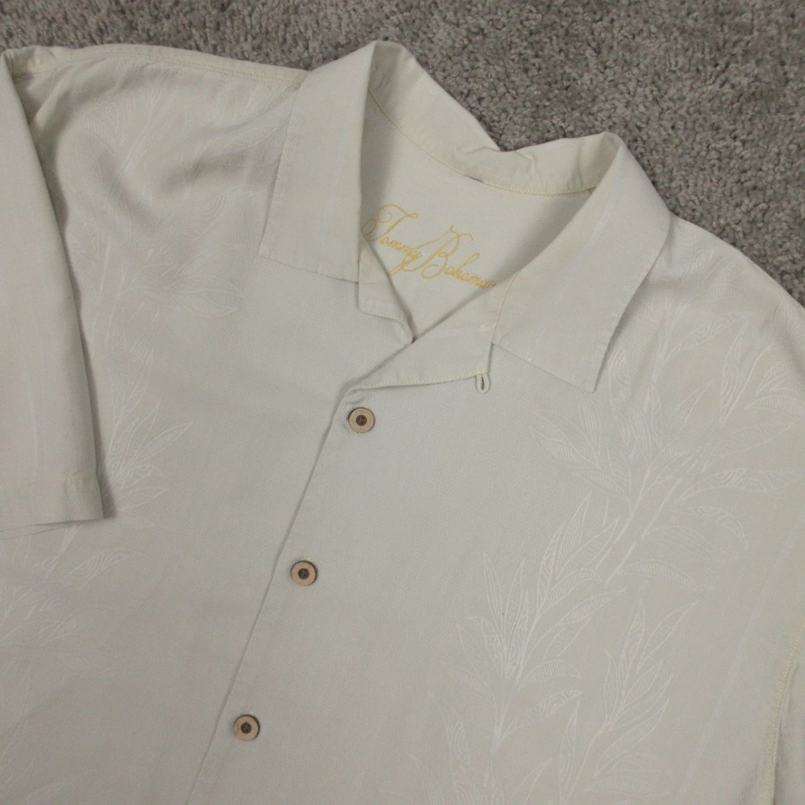 Tommy Bahama Shirt Mens XL Beige Textured Floral Silk Camp Loop Collar Aloha