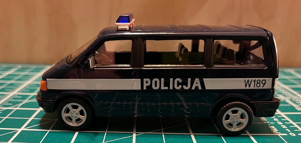JUEGO DE 4 VEHÍCULOS POLICIALES CARARAMA 1:43 Foto 3 de 4