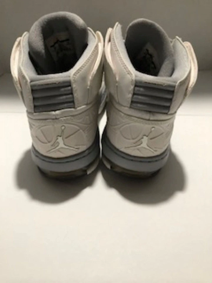 Talla 10 - Jordan Ol School Blanco Metálico Plateado Foto 4 de 4