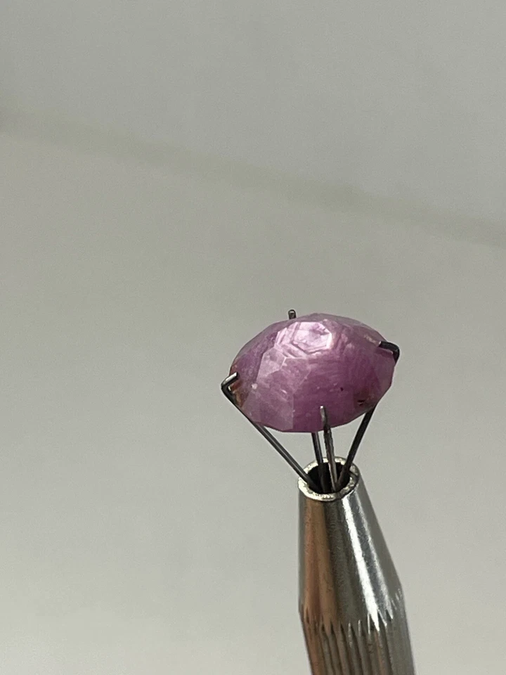 Nature Star Sapphire ( Red And Pink ) - Image 4 of 4