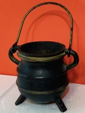 Heavy Cast Iron Fire Starter Kettle Smudge Pot 7Lbs