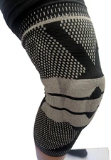 Knee Brace Compression Sleeve - Knee Pads Braces for Men Women Medical Grade - L