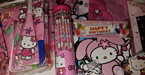 Enorme Lote de Suministros para Fiesta de Cumpleaños de Hello Kitty Globos, Toppers para Pasteles Cuernos, Sombrero - Imagen 15 de 15